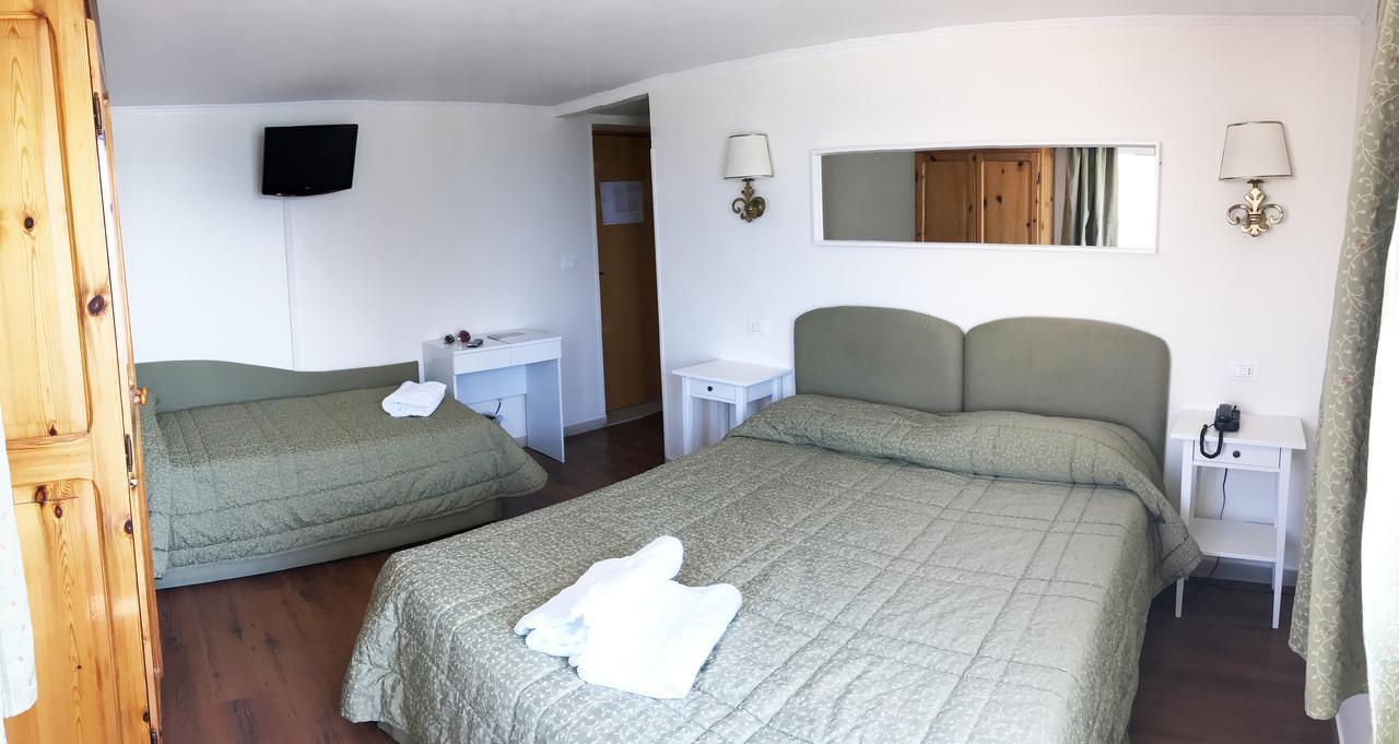 Villa Del Sole Terracina Esterno foto